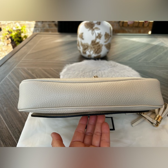 GUCCI Soho GG Ivory/Off White Crossbody Bag - Picture 9 of 16
